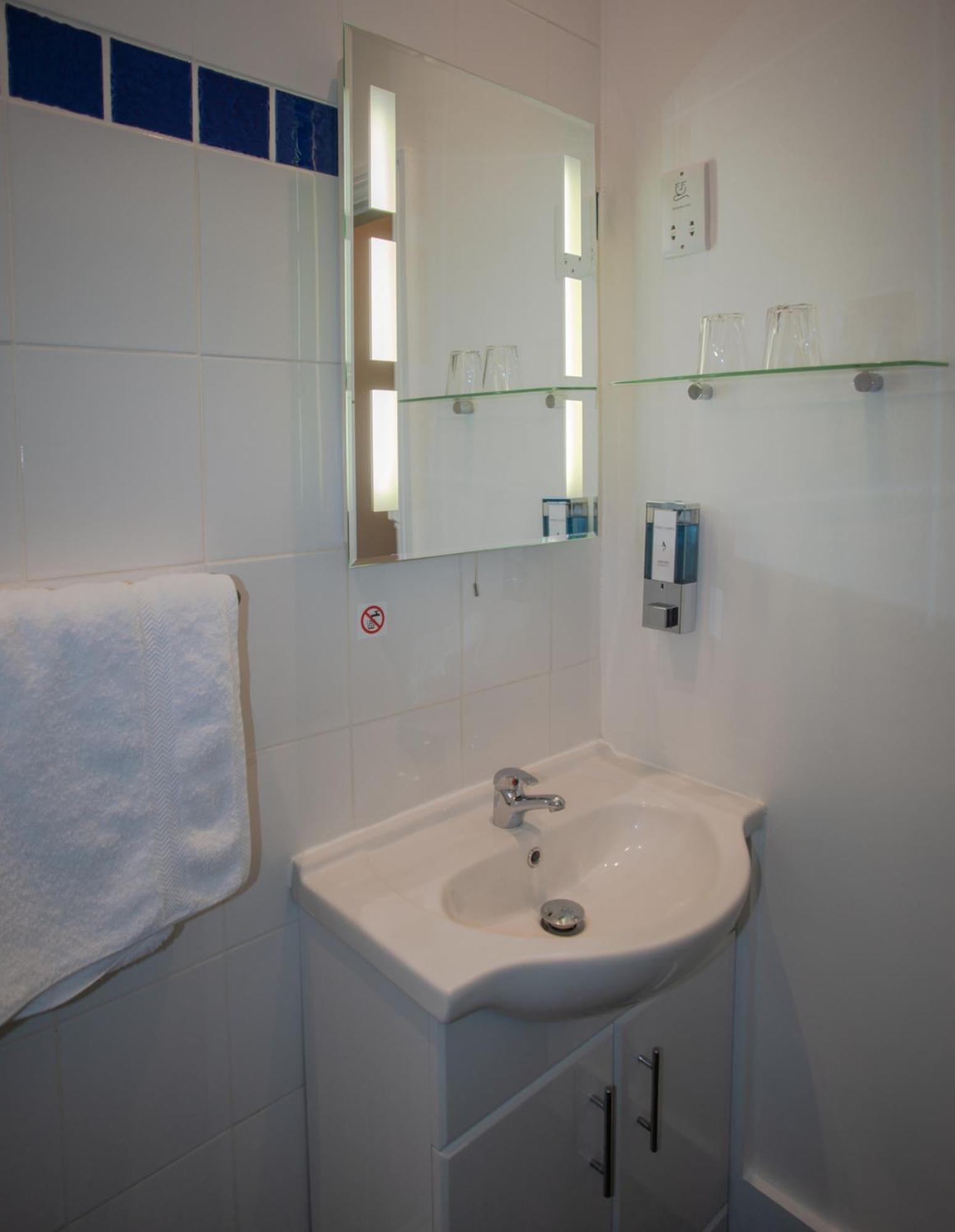 The Blue Bell Hotel Midhurst Kamer foto